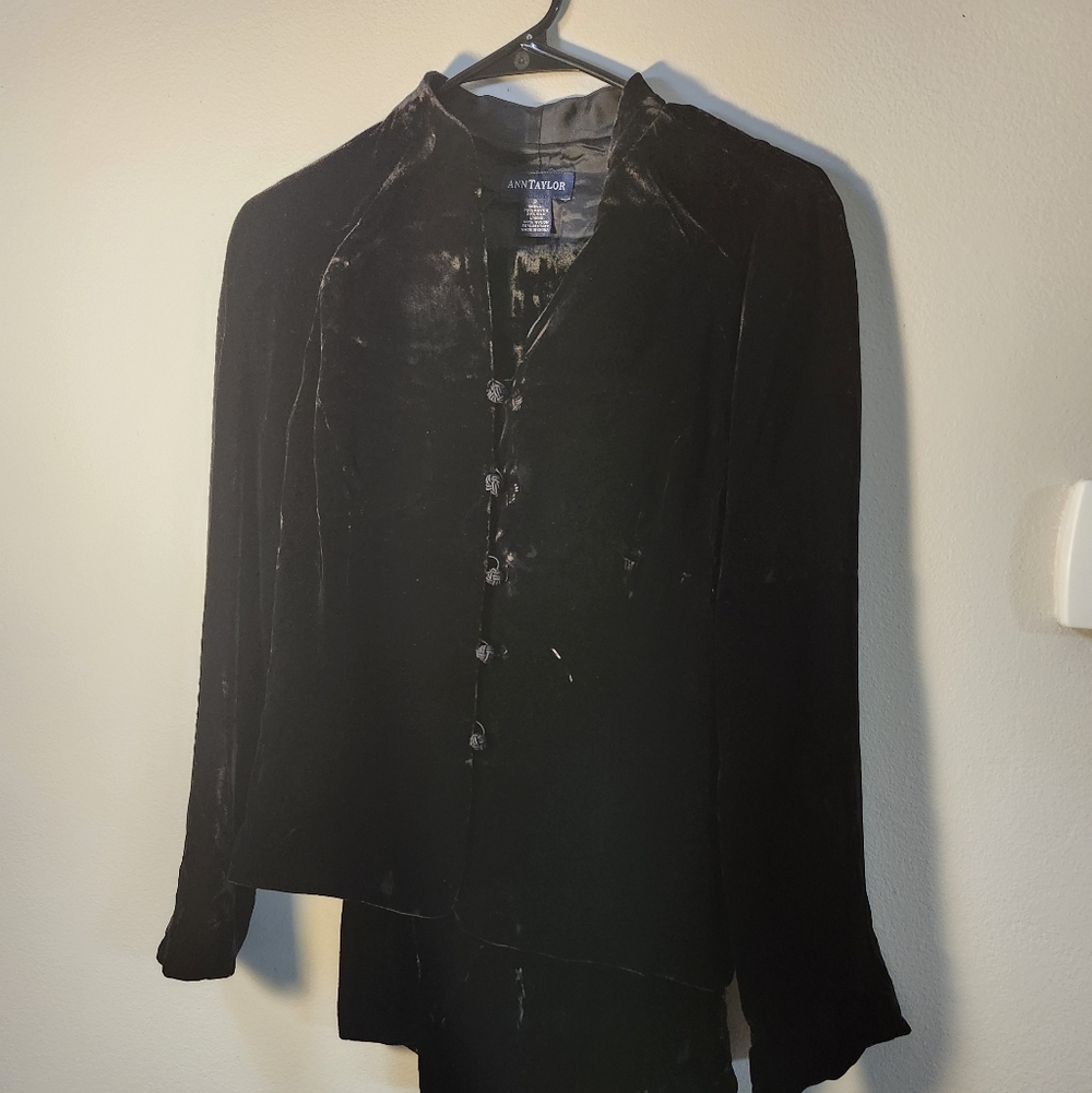 Ann Taylor Black Velvet Blazer